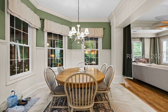 20 Driftwood Ct W, Bluffton, SC 29910