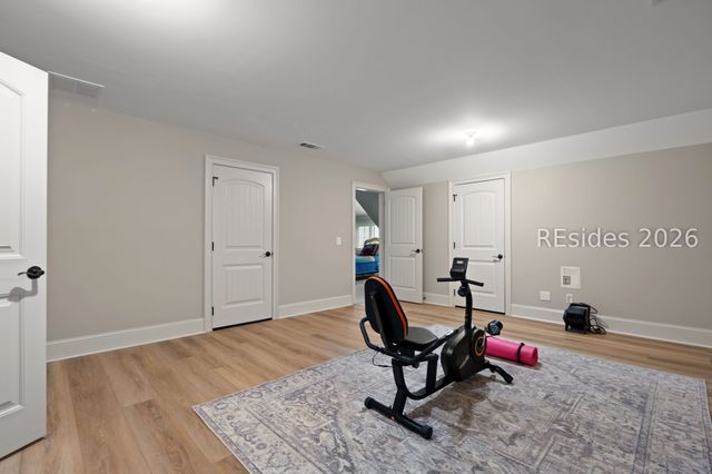 20 Driftwood Ct W, Bluffton, SC 29910