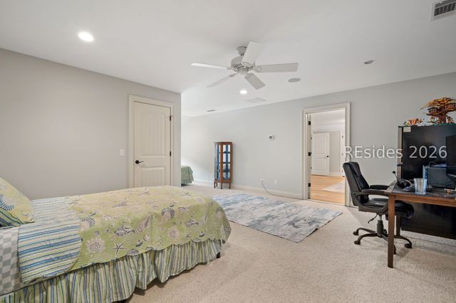 20 Driftwood Ct W, Bluffton, SC 29910