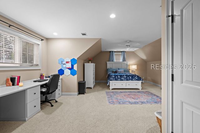 20 Driftwood Ct W, Bluffton, SC 29910