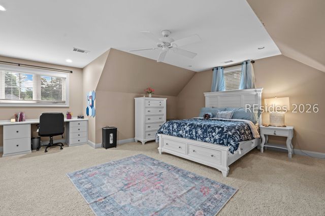 20 Driftwood Ct W, Bluffton, SC 29910