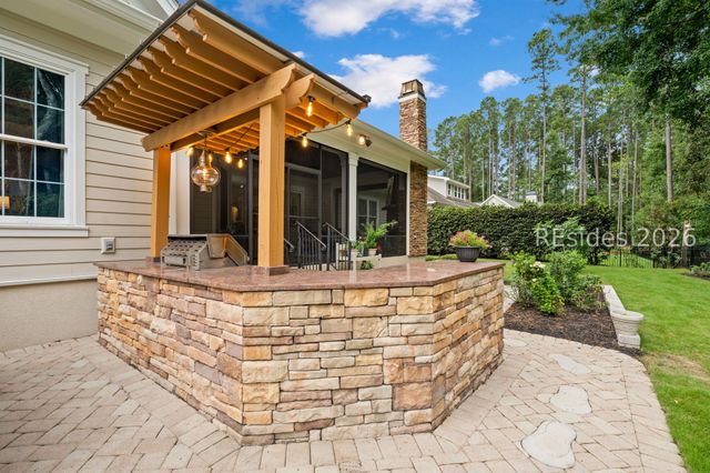 20 Driftwood Ct W, Bluffton, SC 29910