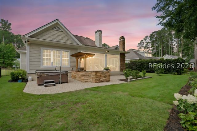 20 Driftwood Ct W, Bluffton, SC 29910