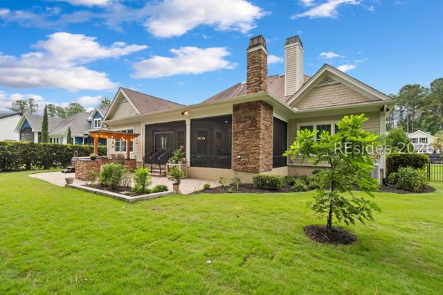 20 Driftwood Ct W, Bluffton, SC 29910