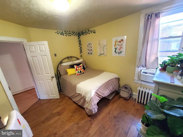 5626 N 19TH ST, Philadelphia, PA 19141