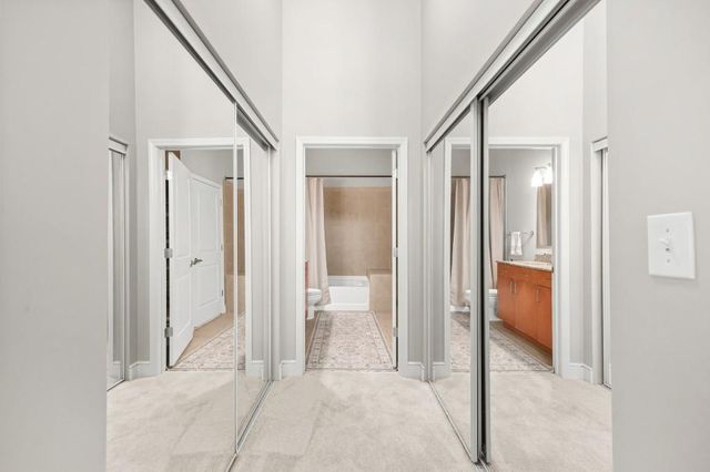 44 Peachtree Place NW 525, Atlanta, GA 30309
