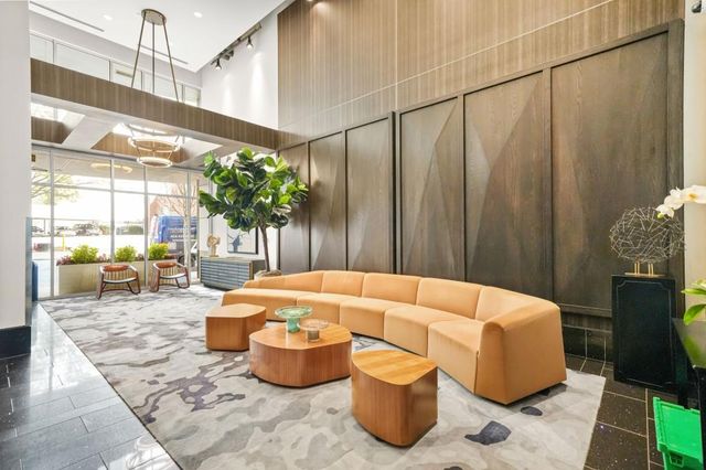 44 Peachtree Place NW 525, Atlanta, GA 30309