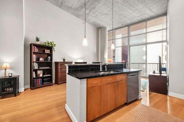 44 Peachtree Place NW 525, Atlanta, GA 30309