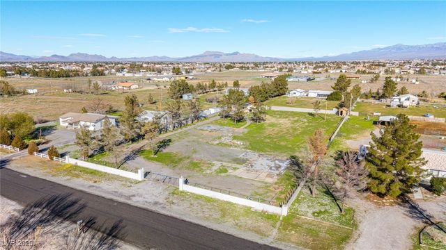 1640 Bruce Street, Pahrump, NV 89048