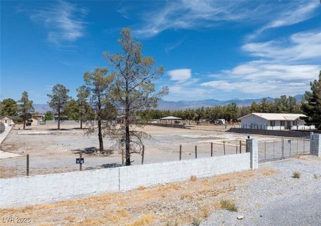 1640 Bruce Street, Pahrump, NV 89048