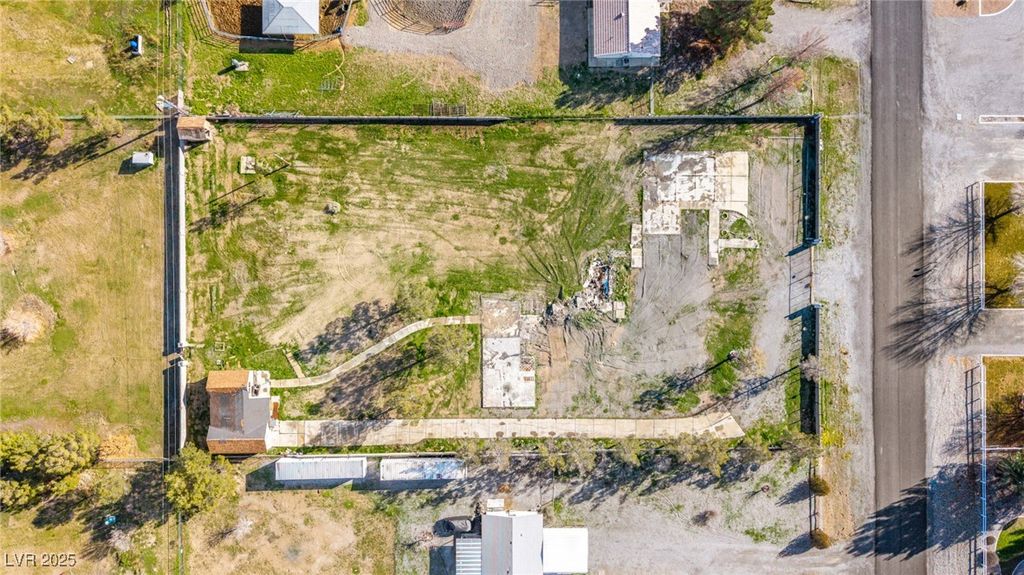 1640 Bruce Street, Pahrump, NV 89048