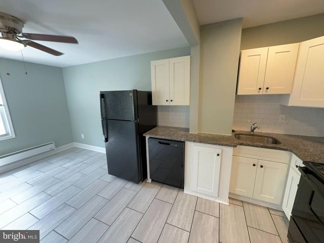 122 MAIN ST, Darby, PA 19023