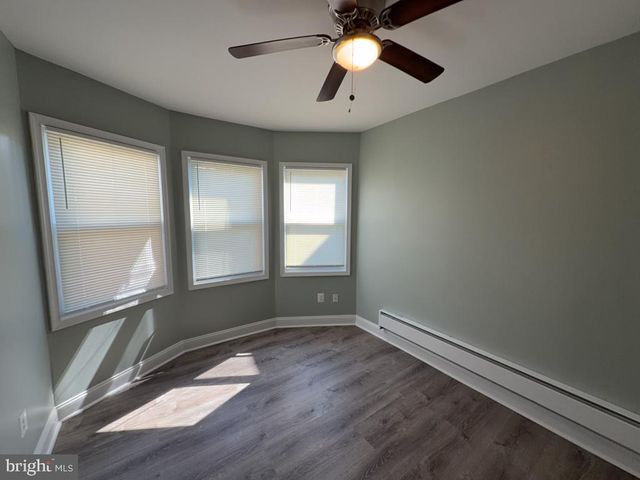122 MAIN ST, Darby, PA 19023