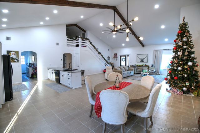 16920 Stone Briar, Kingston, OK 73439