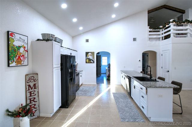 16920 Stone Briar, Kingston, OK 73439