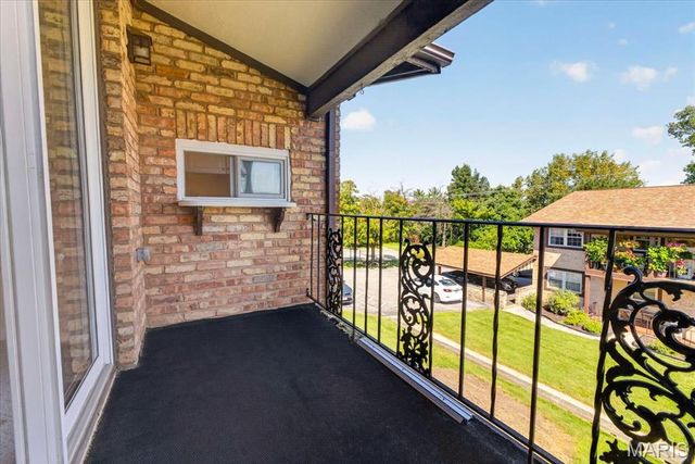 11999 Villa Dorado Drive F, Unincorporated, MO 63146