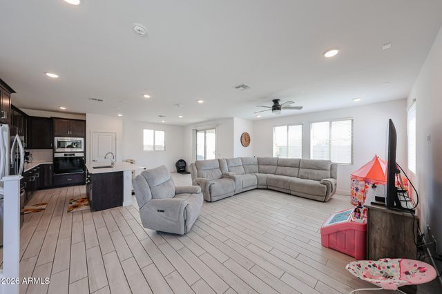 3361 S 179TH Drive, Goodyear, AZ 85338