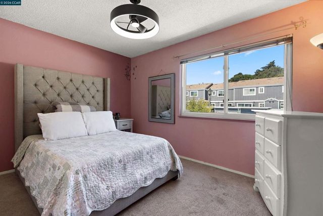 234 Park Ln, Richmond, CA 94803