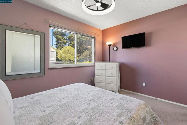 234 Park Ln, Richmond, CA 94803