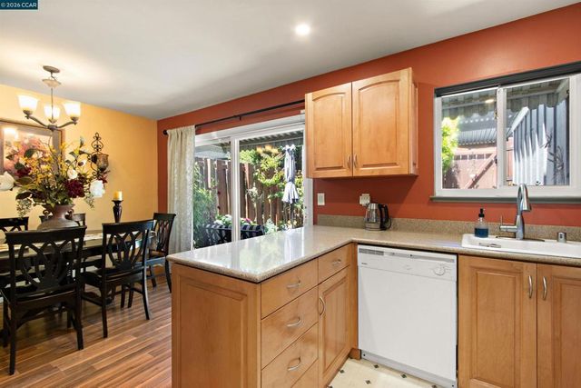 234 Park Ln, Richmond, CA 94803