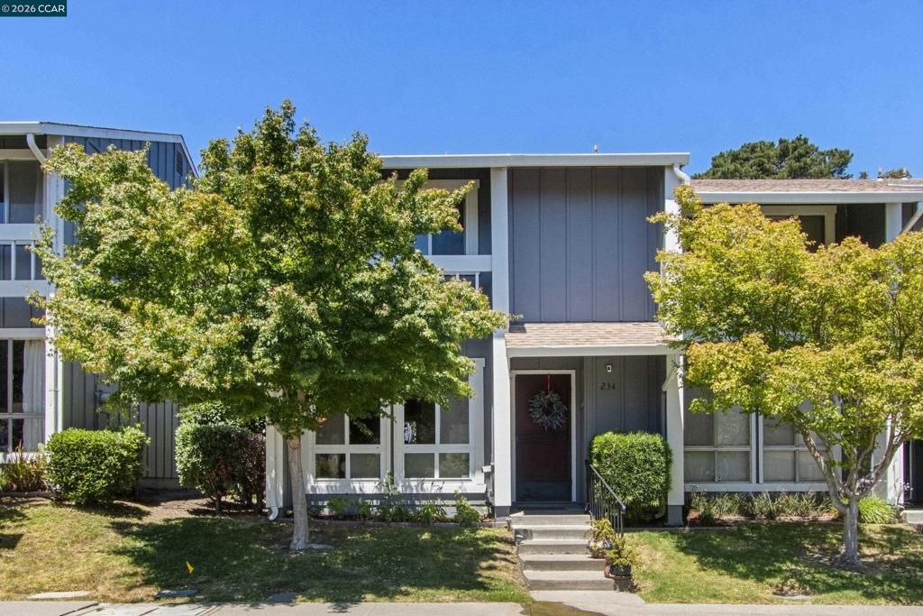 234 Park Ln, Richmond, CA 94803
