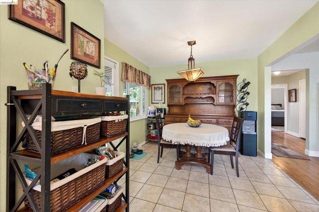 218 W Madill St, Antioch, CA 94509