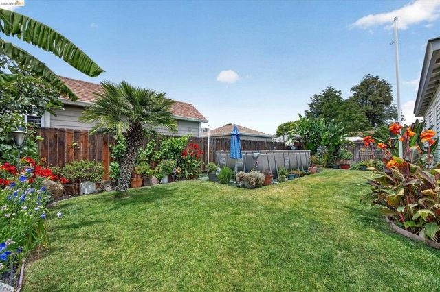 218 W Madill St, Antioch, CA 94509
