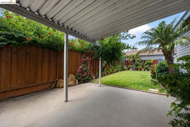 218 W Madill St, Antioch, CA 94509