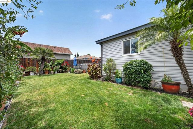 218 W Madill St, Antioch, CA 94509