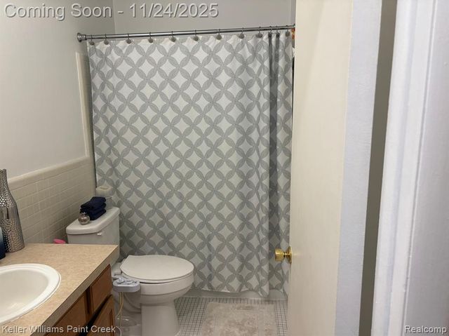 433 Fox Hills Drive 5, Bloomfield Hills, MI 48304