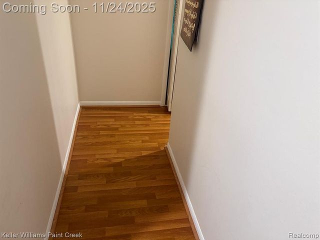 433 Fox Hills Drive 5, Bloomfield Hills, MI 48304