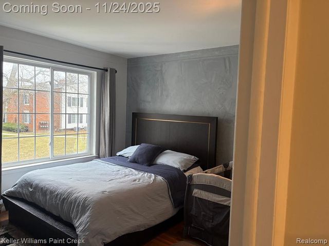 433 Fox Hills Drive 5, Bloomfield Hills, MI 48304