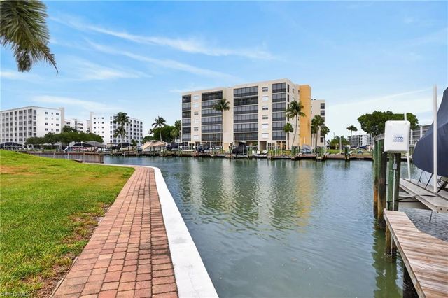 200 Lenell RD 212, Fort Myers Beach, FL 33931