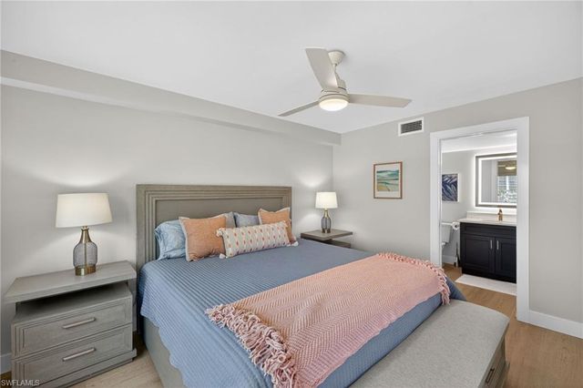 200 Lenell RD 212, Fort Myers Beach, FL 33931