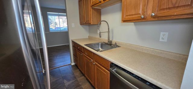 6974 KNIGHTHOOD LN, Columbia, MD 21045