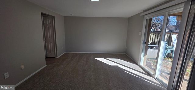 6974 KNIGHTHOOD LN, Columbia, MD 21045