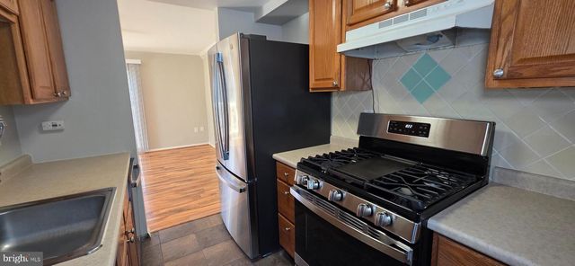 6974 KNIGHTHOOD LN, Columbia, MD 21045