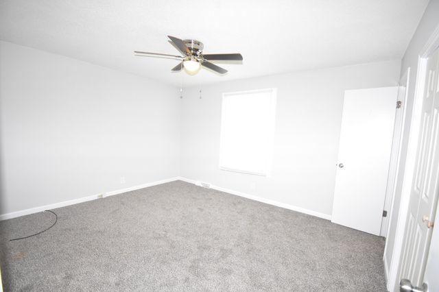 1579 Cherry Tree Dr, Clarksville, TN 37042