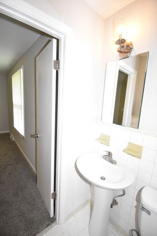 1579 Cherry Tree Dr, Clarksville, TN 37042