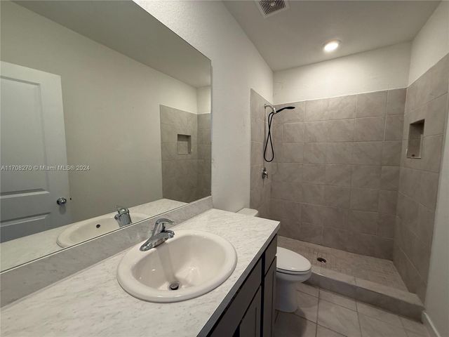 434 NE 13th St, Florida City, FL 33034