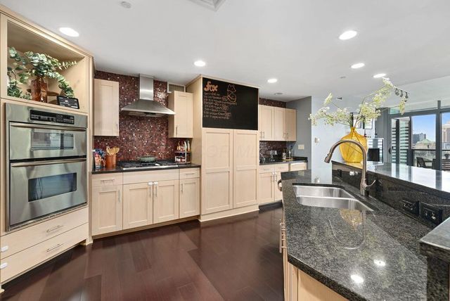 1 Miranova Place, 1220, Columbus, OH 43215