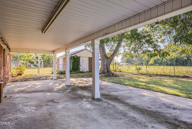 3835 Us 301 N, Dunn, NC 28334