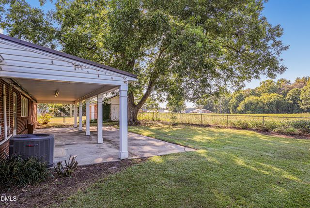 3835 Us 301 N, Dunn, NC 28334