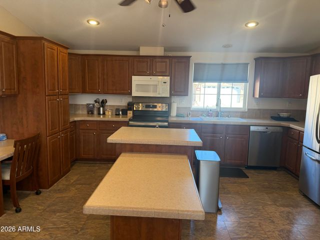 7373 E US Highway 60 -- 54, Gold Canyon, AZ 85118