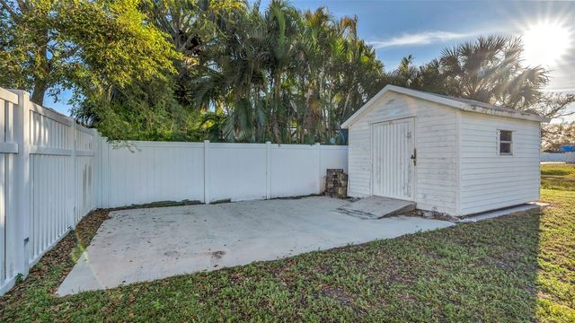 3818 W IOWA AVENUE, Tampa, FL 33616