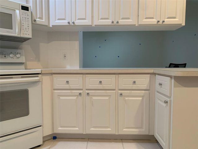 9214 SE Hawks Nest Court, Hobe Sound, FL 33455