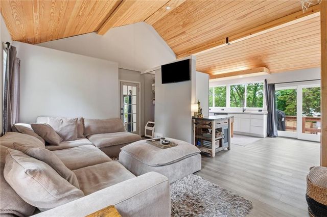 8524 Riley Street, Overland Park, KS 66212