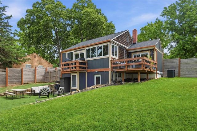 8524 Riley Street, Overland Park, KS 66212