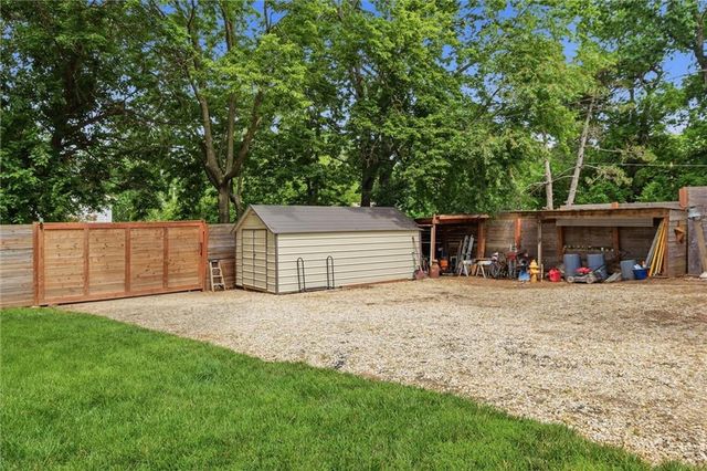 8524 Riley Street, Overland Park, KS 66212