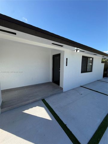 18940 SW 113th Ct, Miami, FL 33157